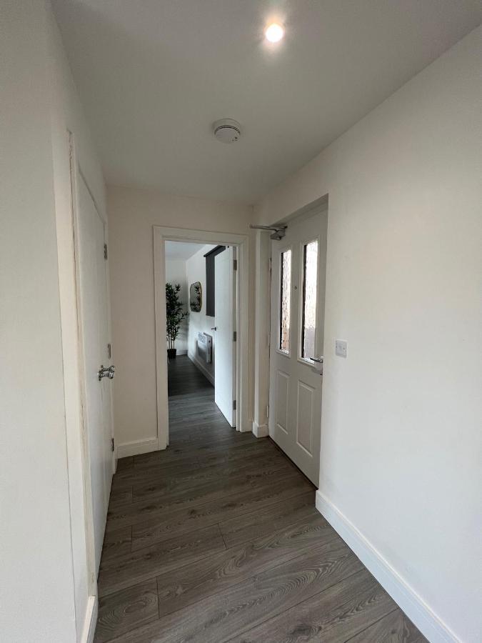 2 Bedroom City Centre Apartment In Hemel Hempstead Bagian luar foto